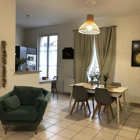 Bel Appartement Spacieux Et Lumineux Hyper Centre Blois Exterior foto